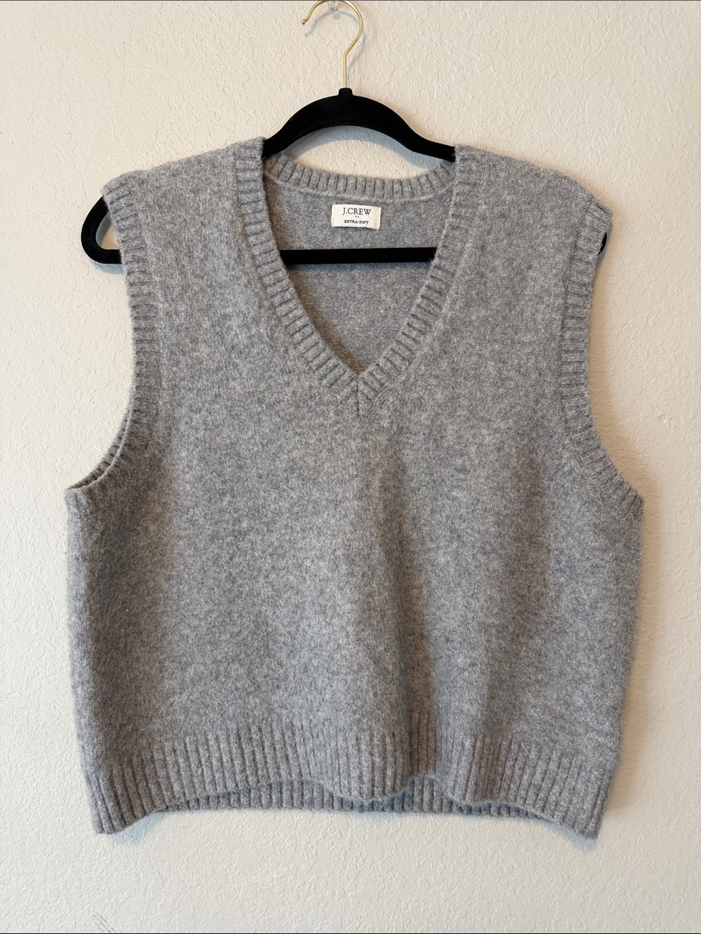 J. Crew Gray Sleeveless V-Neck Wool Knit Sweater Vest - Picture 1 of 5